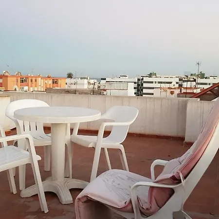 Apt. Flor 2 Playa Ingles Wifi Free.